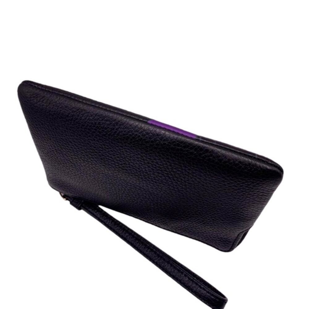 Disney X COACH Corner Zp Wristlet With Evil Queen Motif - Picture 4 of 8